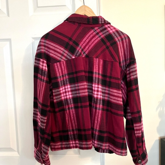 Crop shirt - Picture 7 of 11